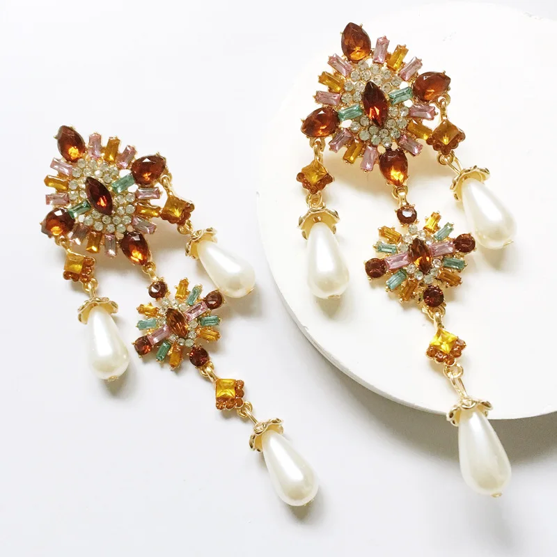 Vintage Jewelry Renaissance Wedding Pageant Party Long Luxury Acrylic Pearl Crystal Rhinestone Chandelier Earrings for Women