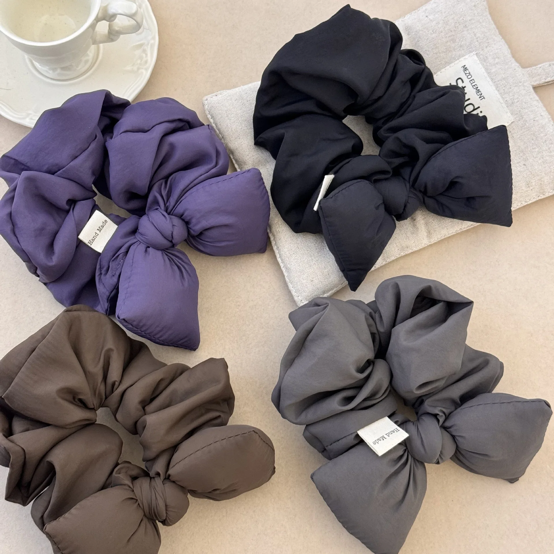 

1PC cotton bow scrunchie autumn and winter new large intestine ring,fashion temperament hair rope tied ponytail and bun headband