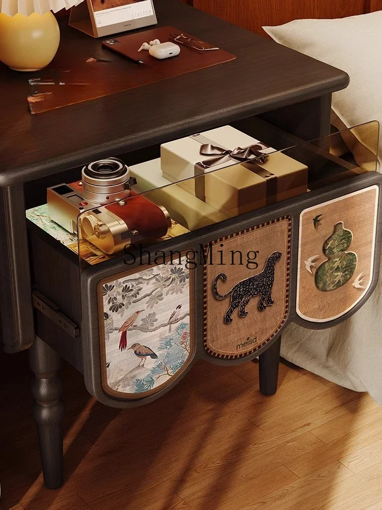 

FGantique solid wood bedside table retro black light luxury high-end sofa bedside cabinet