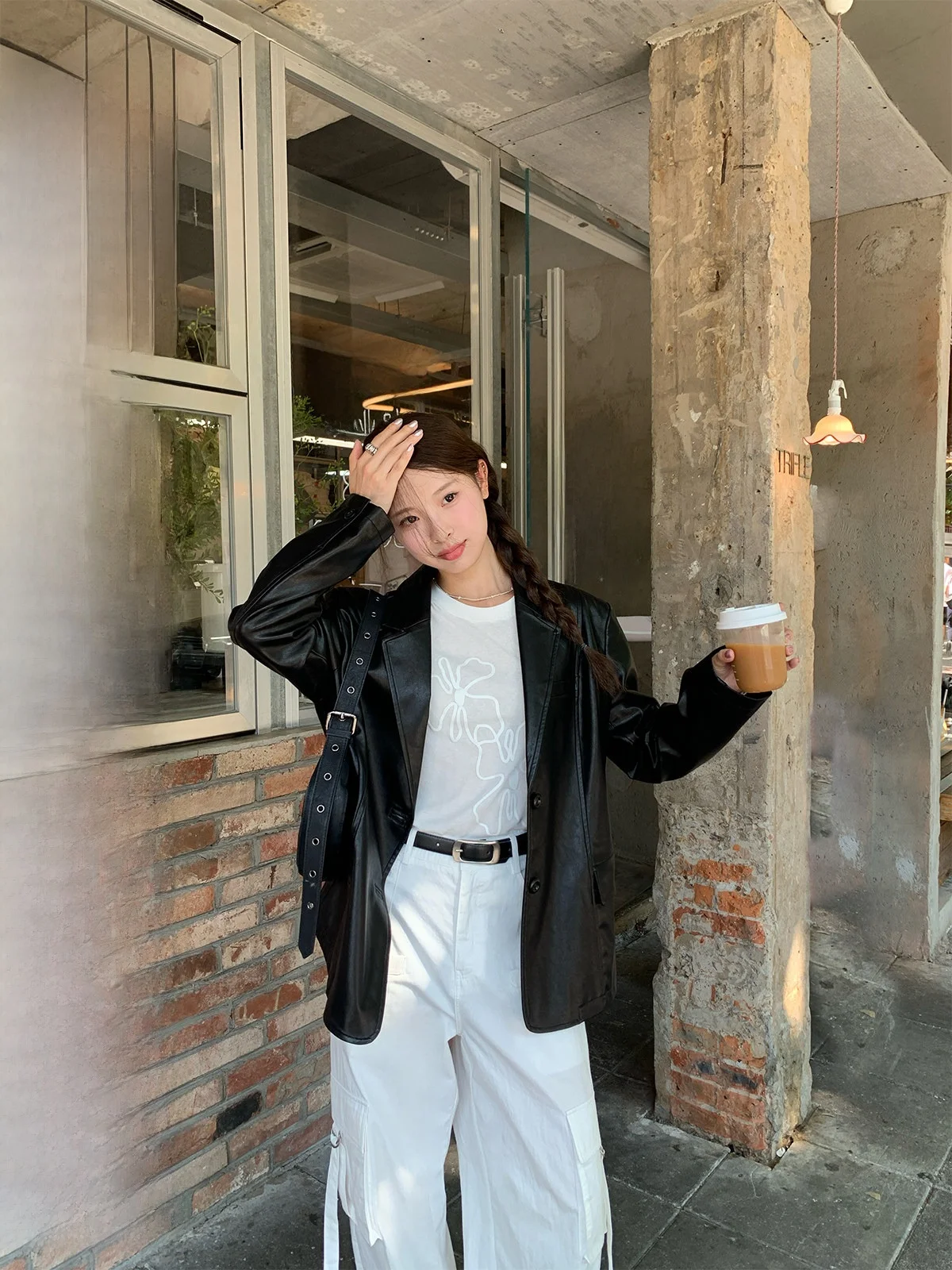 

RAINY Faionable Straight Cut Leather Jaet Women's Spring Autumn Bla Classic Cool ort Coat Versatile Sli Design