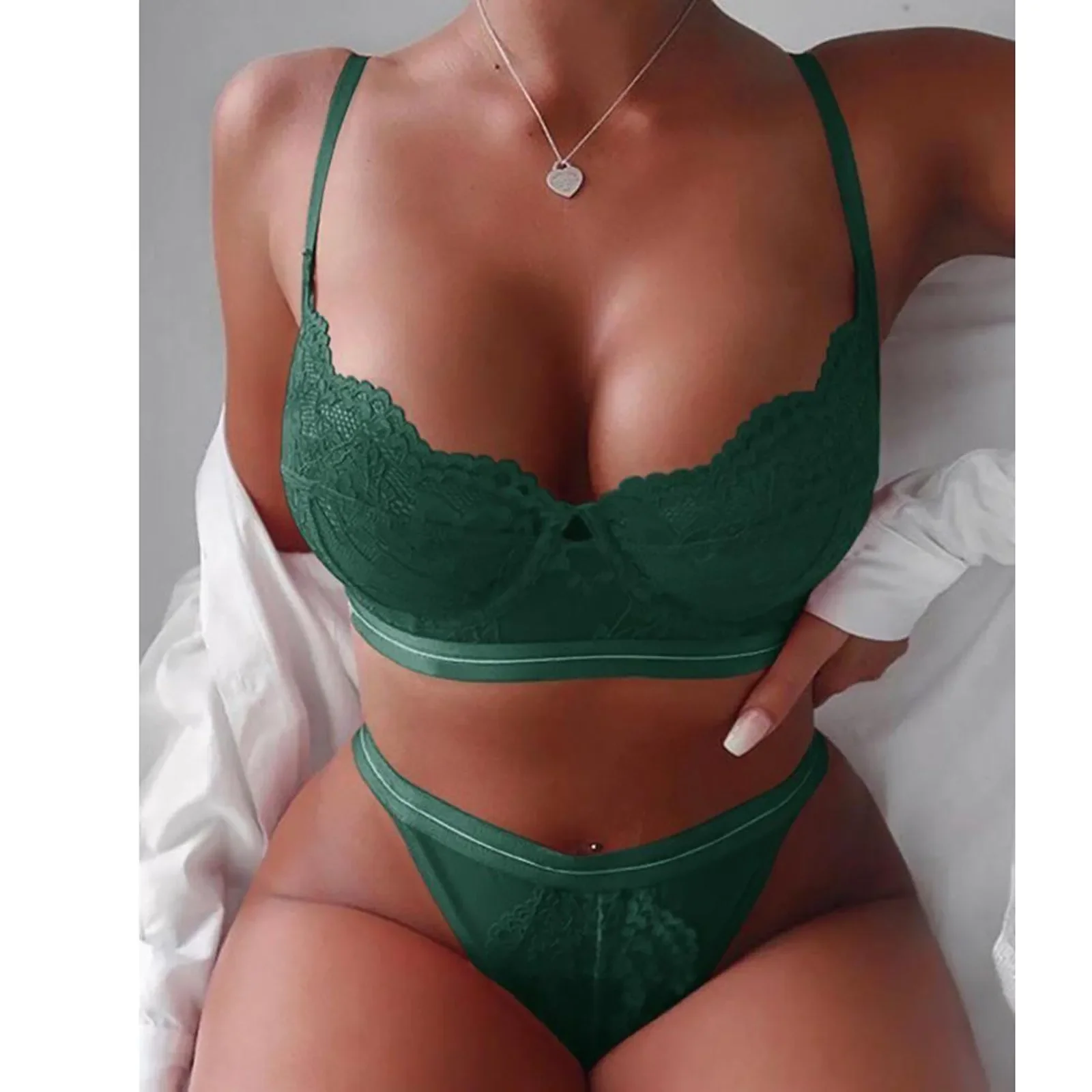 

Women Two-Piece Set Transparent Mesh Lace Thong Bra Set Women'S Underwear Sexy Close-Fitting Sexy Clothes Women Lingerie Hot