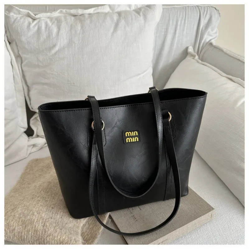 

2025 New Light Luxury Niche Popular Large-capacity Commuting Versatile Shoulder Bag Casual High-end Tote Bag Women