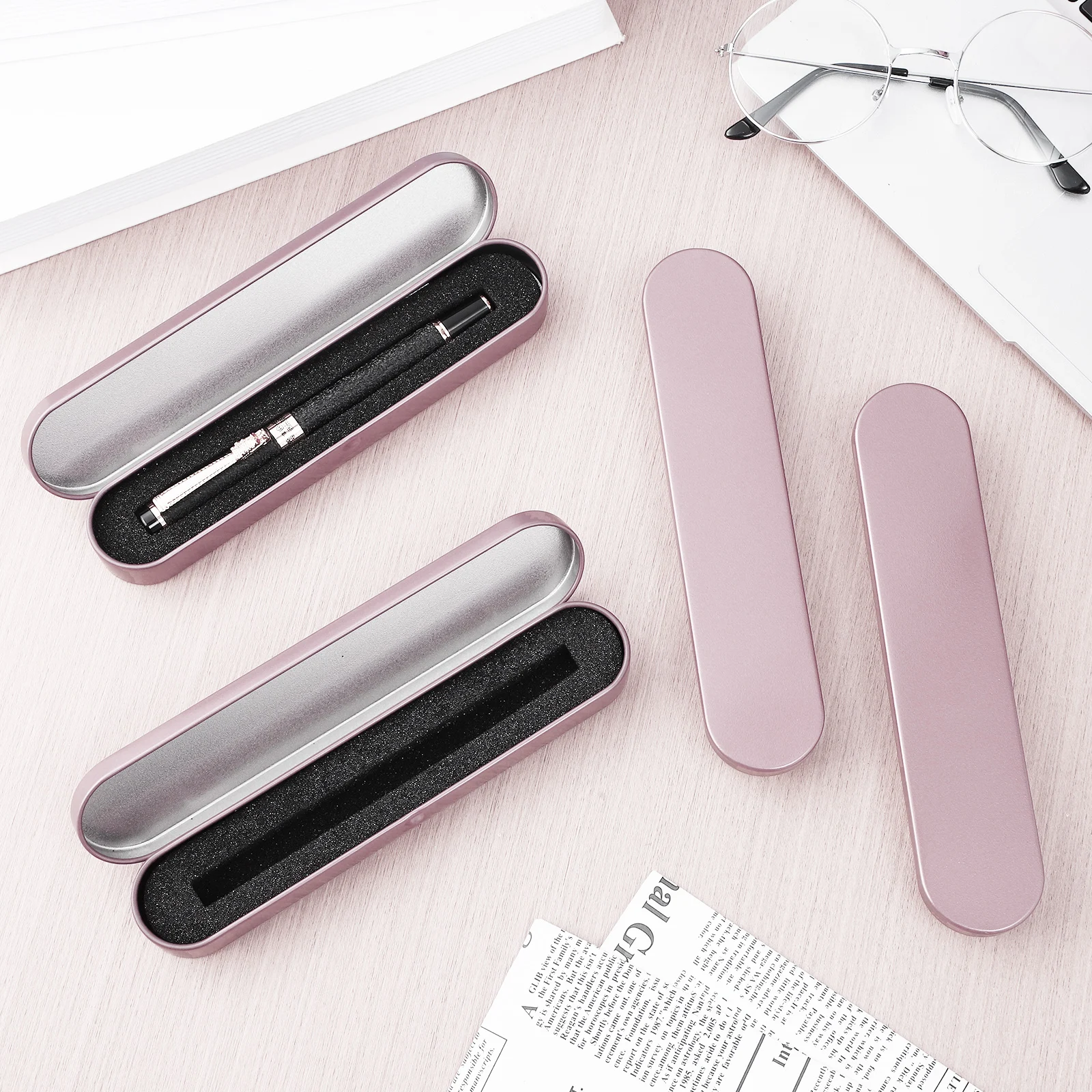 

4Pcs Metal Pen Case Stylish Gold Pencil Holder Sturdy Material Sponge Inner Lining Protection Multi-Functional Use