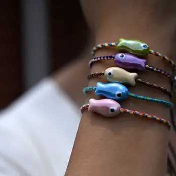 10件組陶瓷魚形手鍊,女士手工編織彩色繩波西米亞風纏繞式手鍊,友誼流行飾品 8 最佳銷售 波西米亞風首飾 - №1