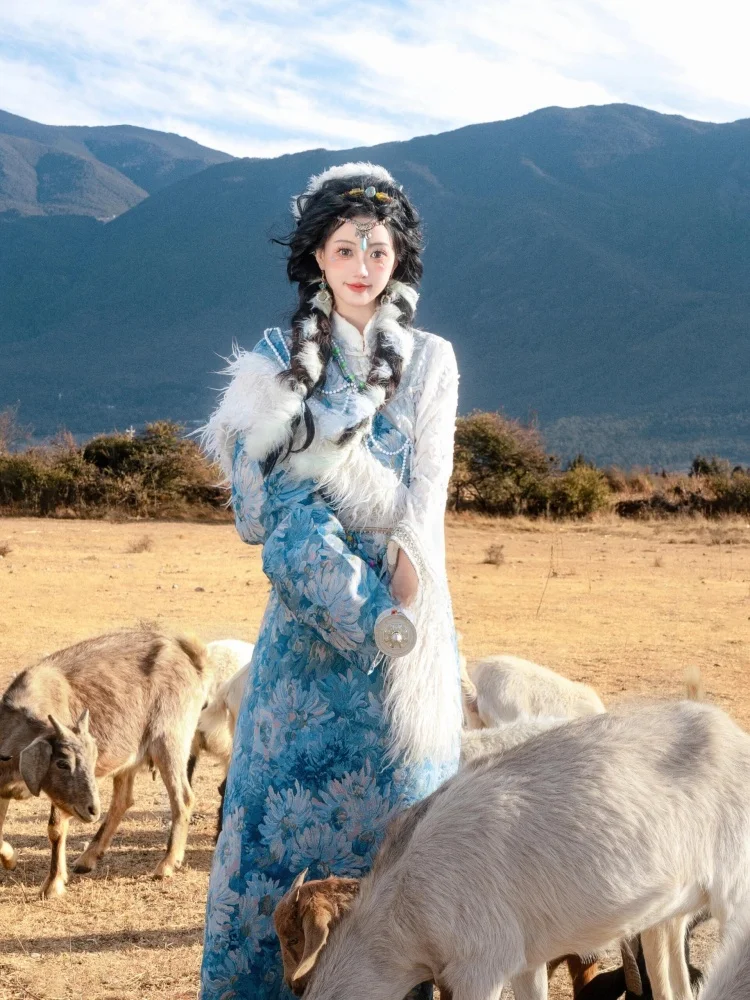 

New Blue Tibetan Costume Ethnic Photoaphy Travel oot Yunnan Lijiang Sichuan West Tibet National Characteristic Clothing
