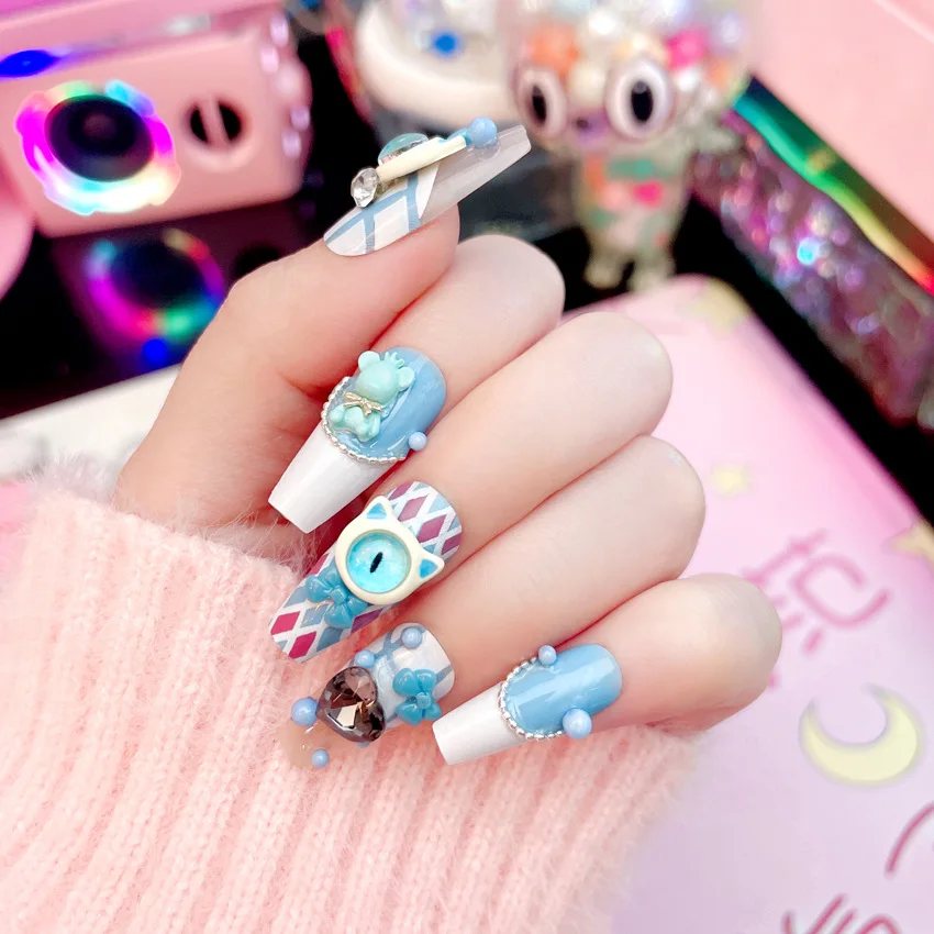 24pcs Exquisite and unique design devil little monster fake nails one-eyed little monster style