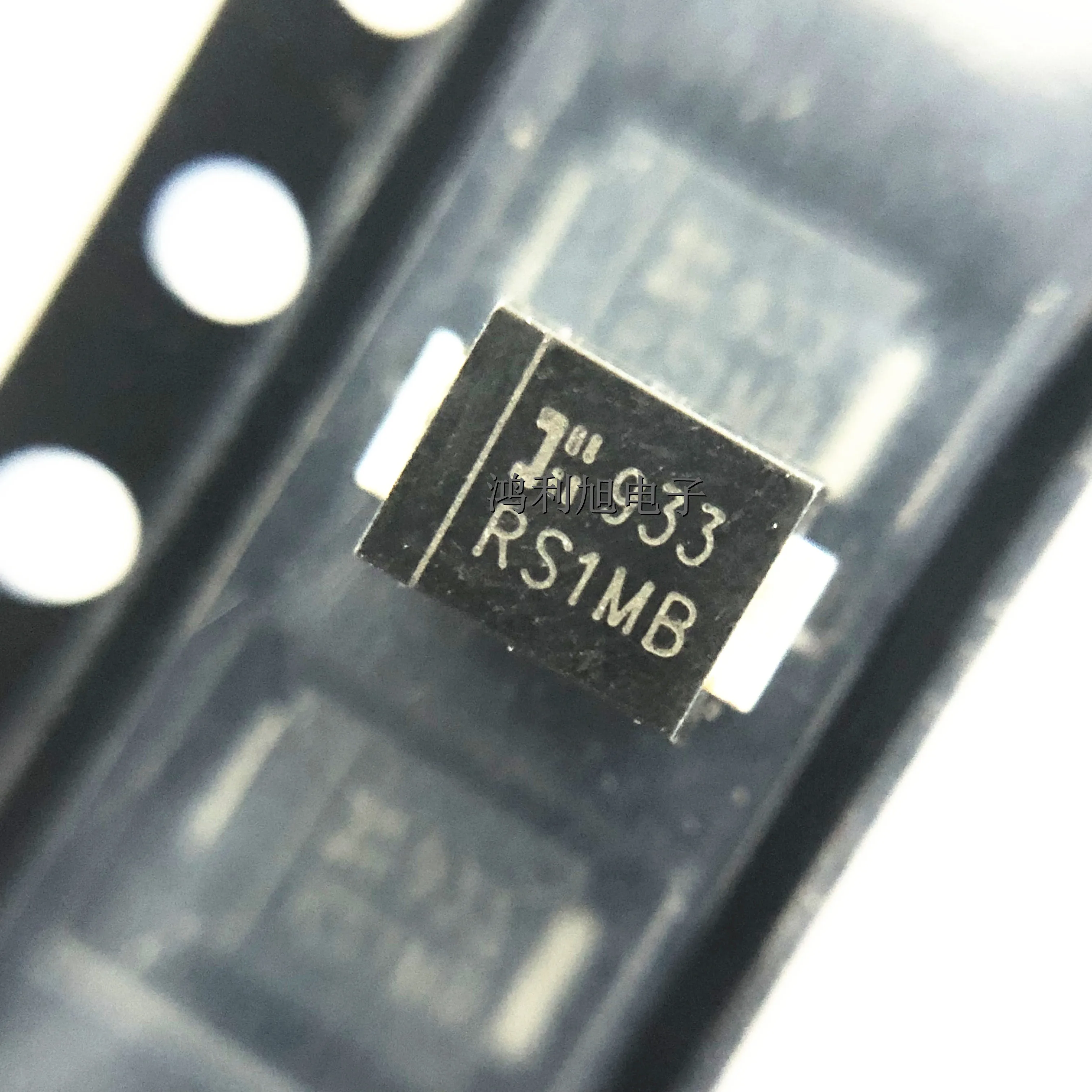 RS1MB-13-F SMB DO-214AA 마킹, RS1MB 정류기 다이오드 스위칭, 1KV 1A 500ns, 2 핀 작동 온도:-65C-+ 150 C, 50 개/로트