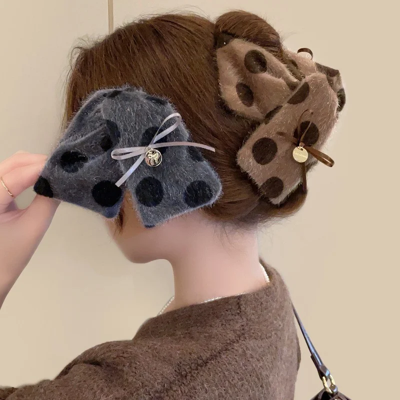 1/4 piezas de elegantes pinzas para el pelo de felpa con lunares y forma triangular para mujer, horquilla con lazo colgante, pinza para cola de caballo de moda para niña, accesorio para el pelo