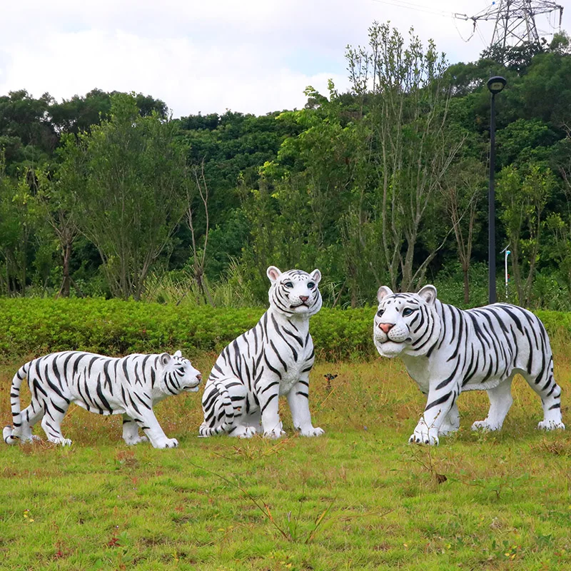 Escultura de tigre de simulación al aire libre, animal, jardín, paisaje, patio de aterrizaje, tigre blanco, modelo grande de fibra de vidrio