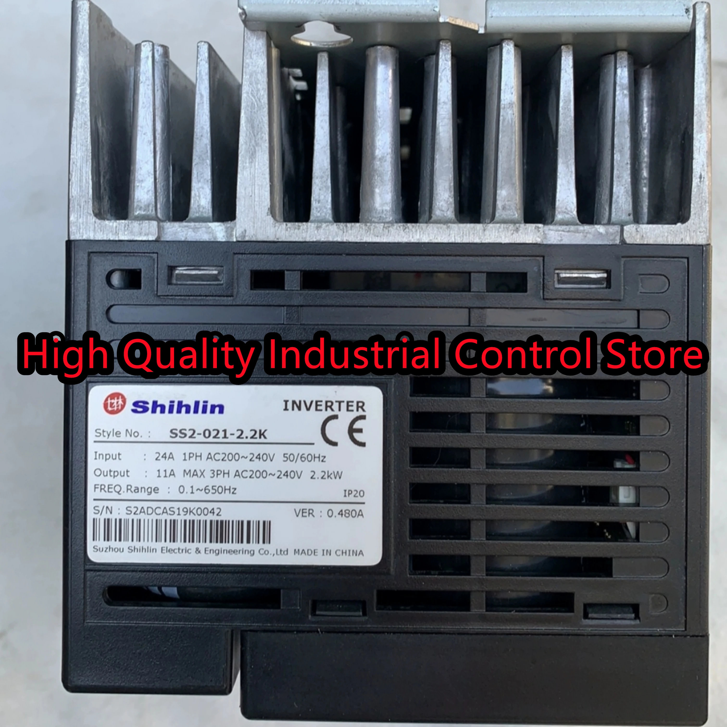 

Frequency converter SS2-021-2.2K SS2-023-0.4K new Original