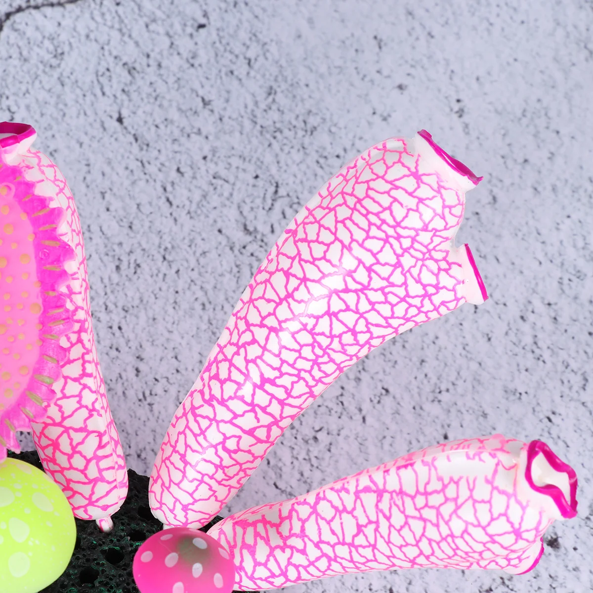 

Artificial Fluorescence Coral for Aquariums Realistic Lifelike Sea Decor Fish Tank Plants Waterproof Long-Lasting Vivid Colorful