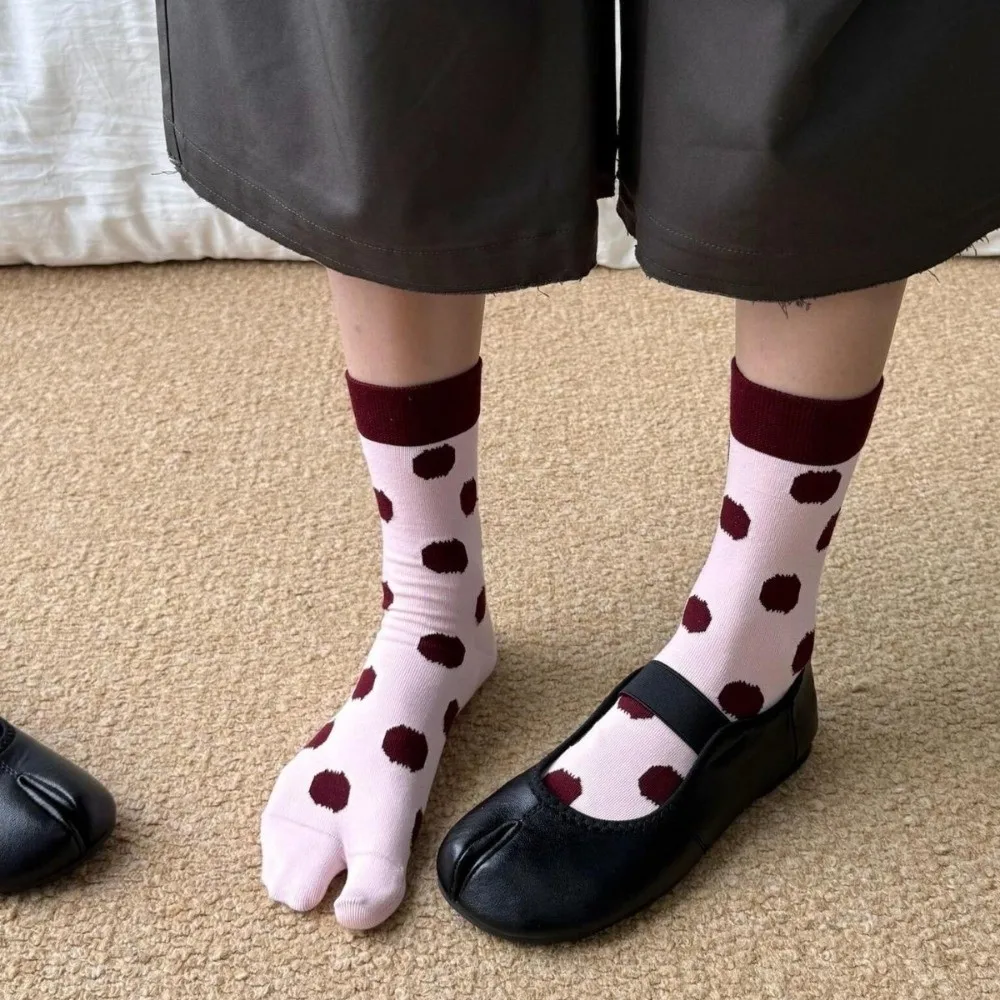 Fashion Soft Mid Tube Socks Breathable Split Toe Design Polka Dot Socks Cute Candy Color Women's Cotton Socks Daily Use