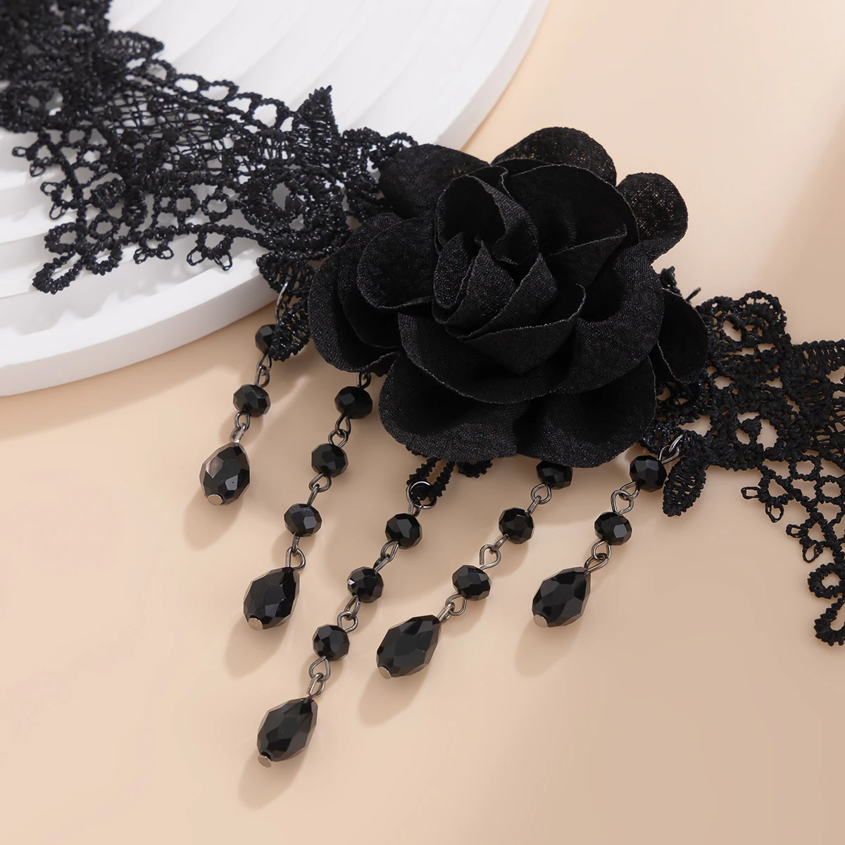 KunJoe Gothic czarna koronkowa Choker bransoletka z kolczykami kobiety ciemna róża kwiat zestaw biżuterii na Halloween kropla wody kryształowy naszyjnik z frędzlami — zdjęcie 6