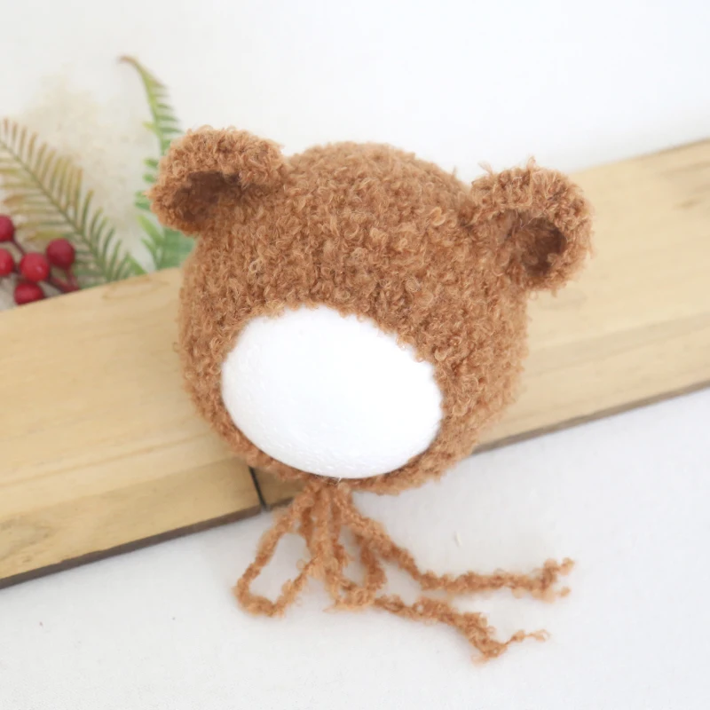 

Вязаная завитая шерстяная шапка для маленьких девочек, реквизит для фотосъемки новорожденных, вязаный крючком милый капот с плюшевым мишкой, детские шапки, аксессуары для фотосъемки