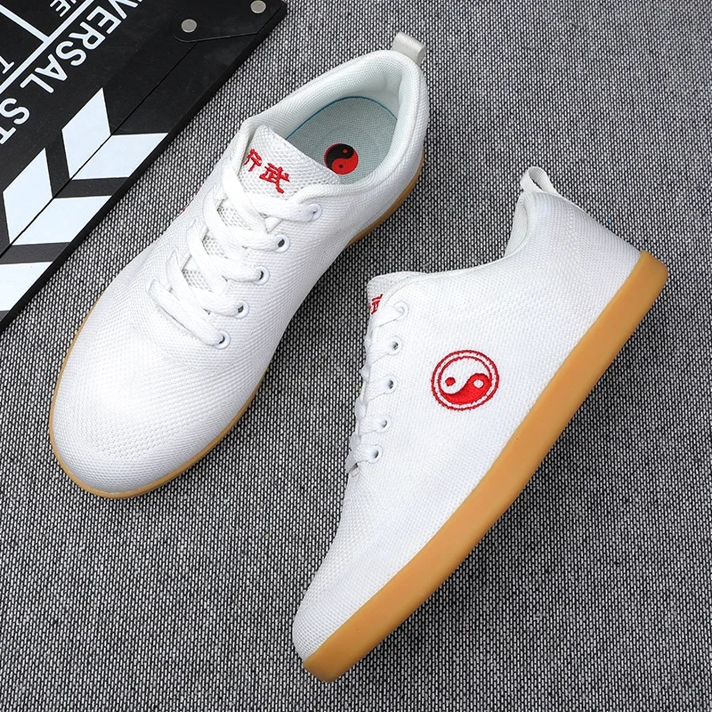 Big Size 36- 46 Tai Chi Shoes Breathable Martial Arts Shoes Non Slip Oxford Bottom Outdoor Sneakers Comfortable Kung Fu Shoes