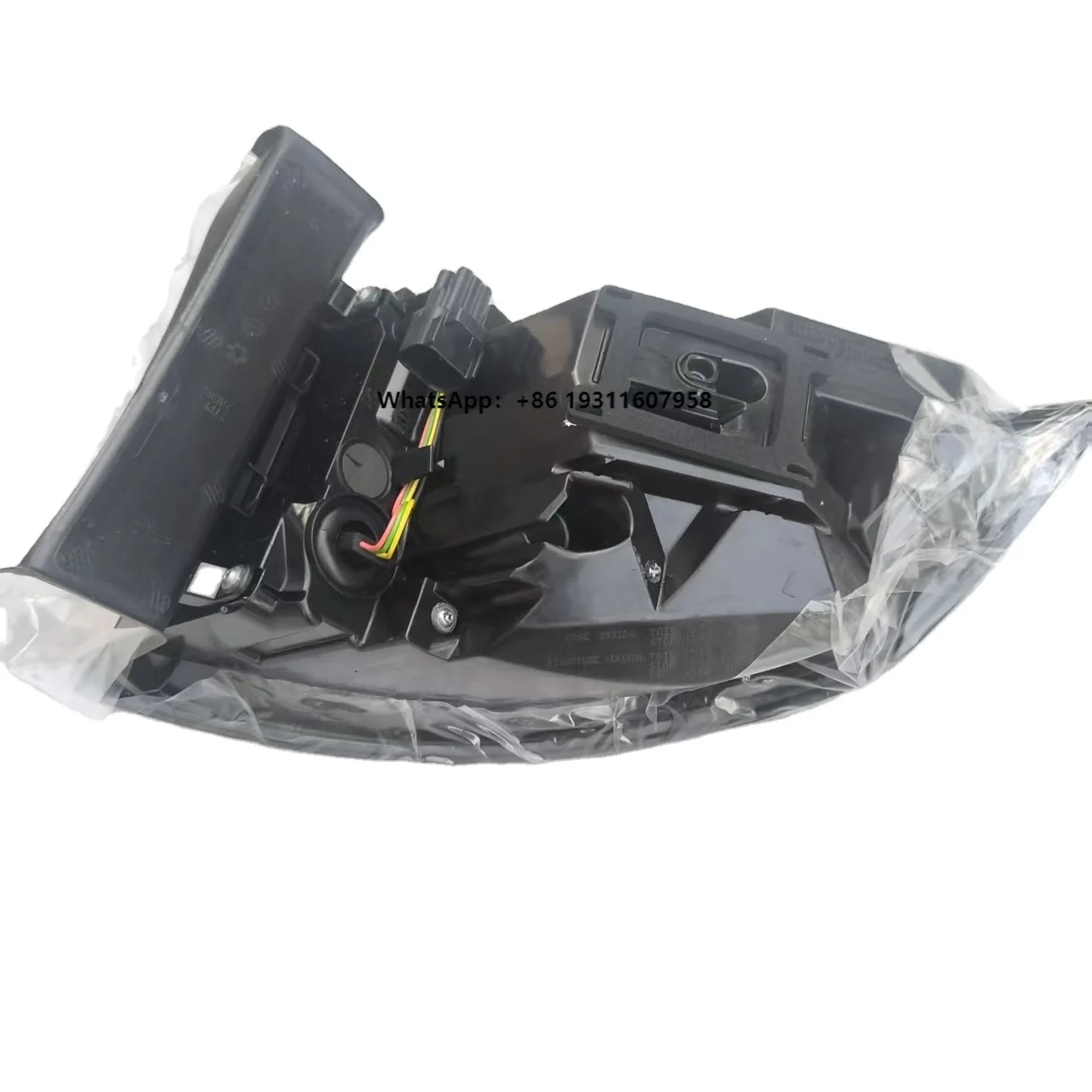 

High Quality Original Land Rover DISCOVERY SPORT LR079579 Car's Left Rear Exterior Taillight