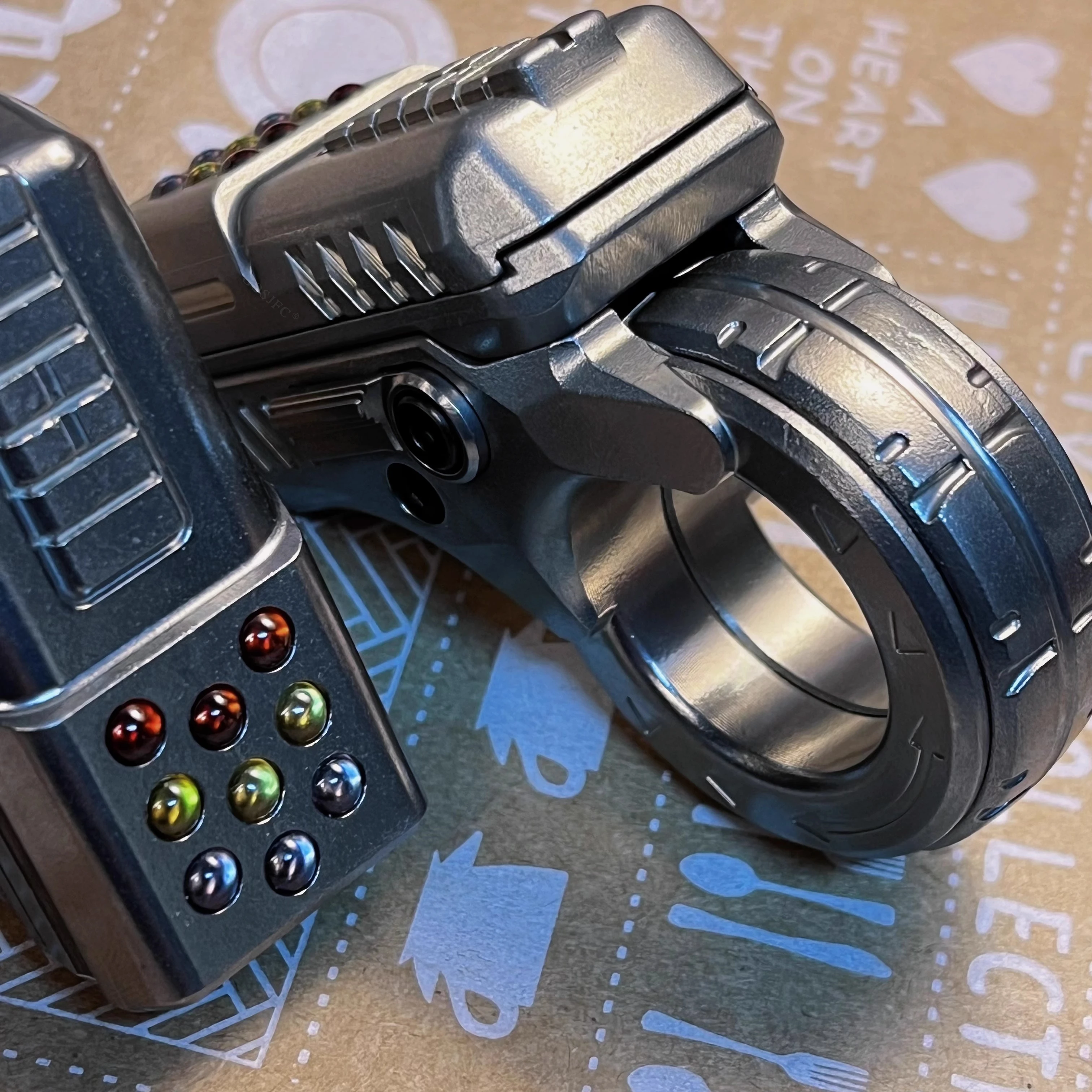 AZU EDC Pushing Slider Gun Fidget Spinner Decompression Metal Push Slider Ratchet Stress Relief Fingertip Fidgeting toys