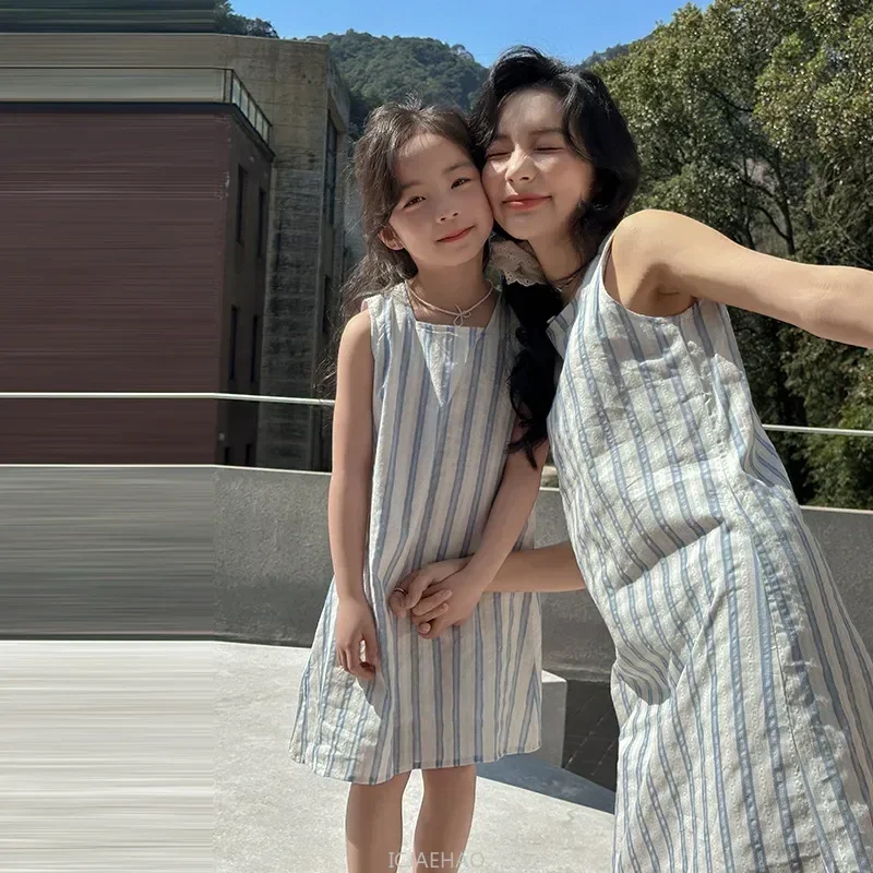 

Family Clothes Korean Couples Dress Dad Son Shirts Sets Holiday Matching Vacation Outfits Brother Sister Clothing Mom Daughter