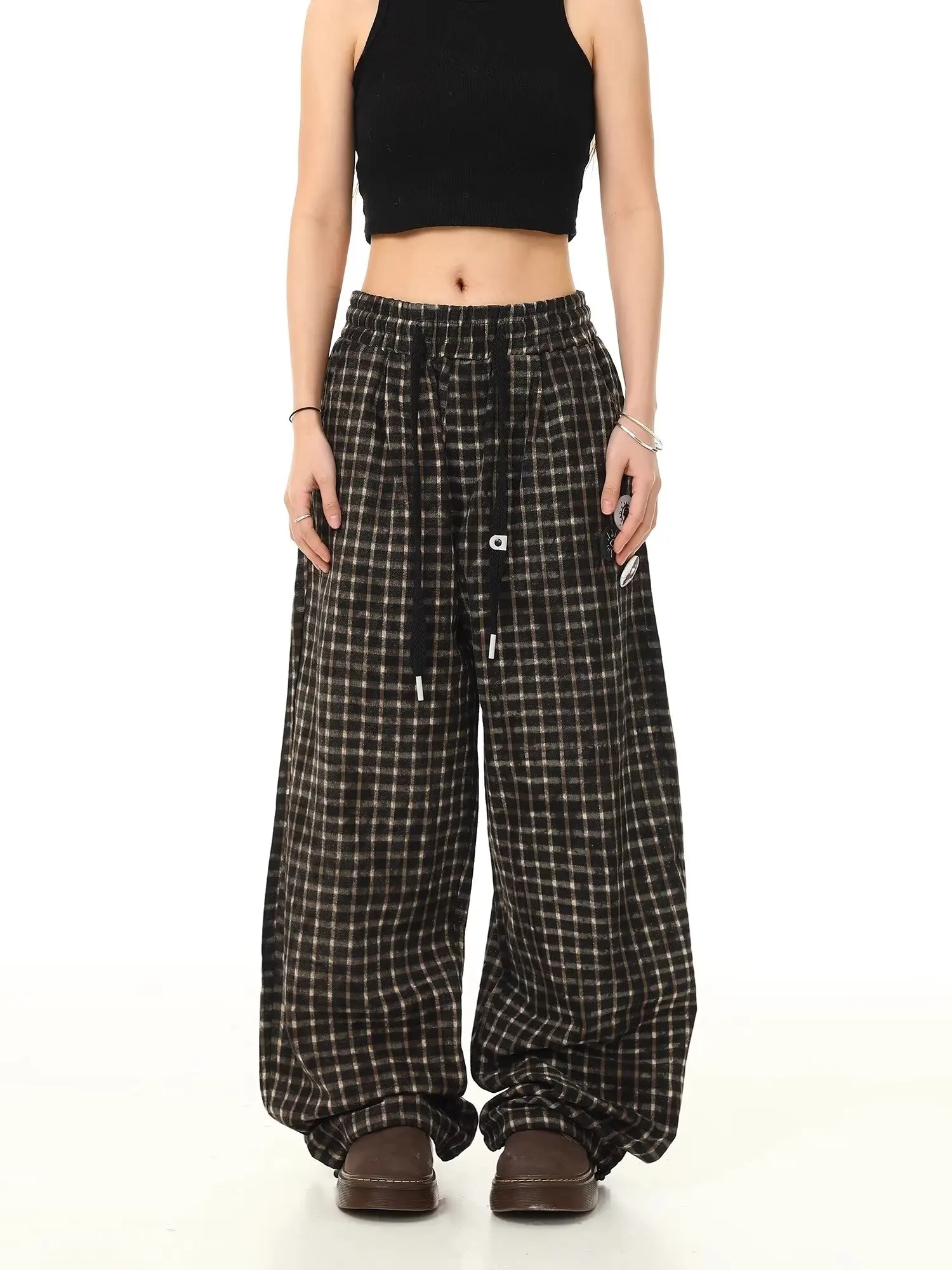 

Drawstring Plaid Casual Pants Women Contrast Color Plaid Badge Decorated Straight Casual Drawstring Wide Leg Loose Trousers