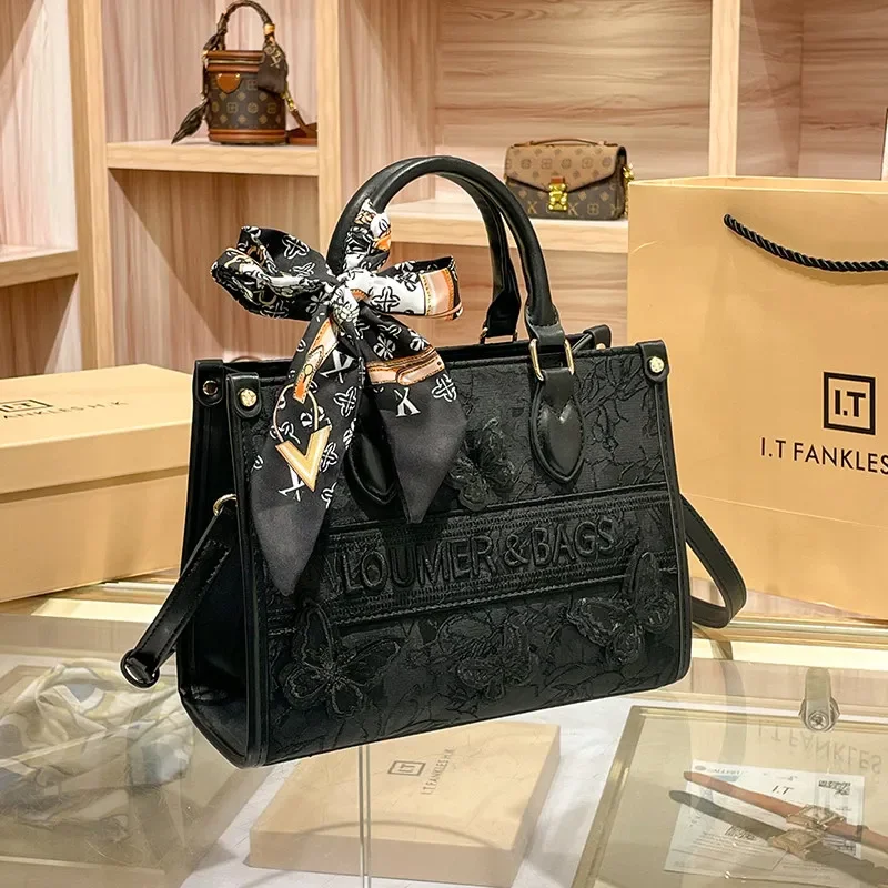 Luxury and Delicate Handheld Tote Bag with Elegant Butterfly Lace and Embroidery Design 2026 Women Versatile Single Shoulder Bag