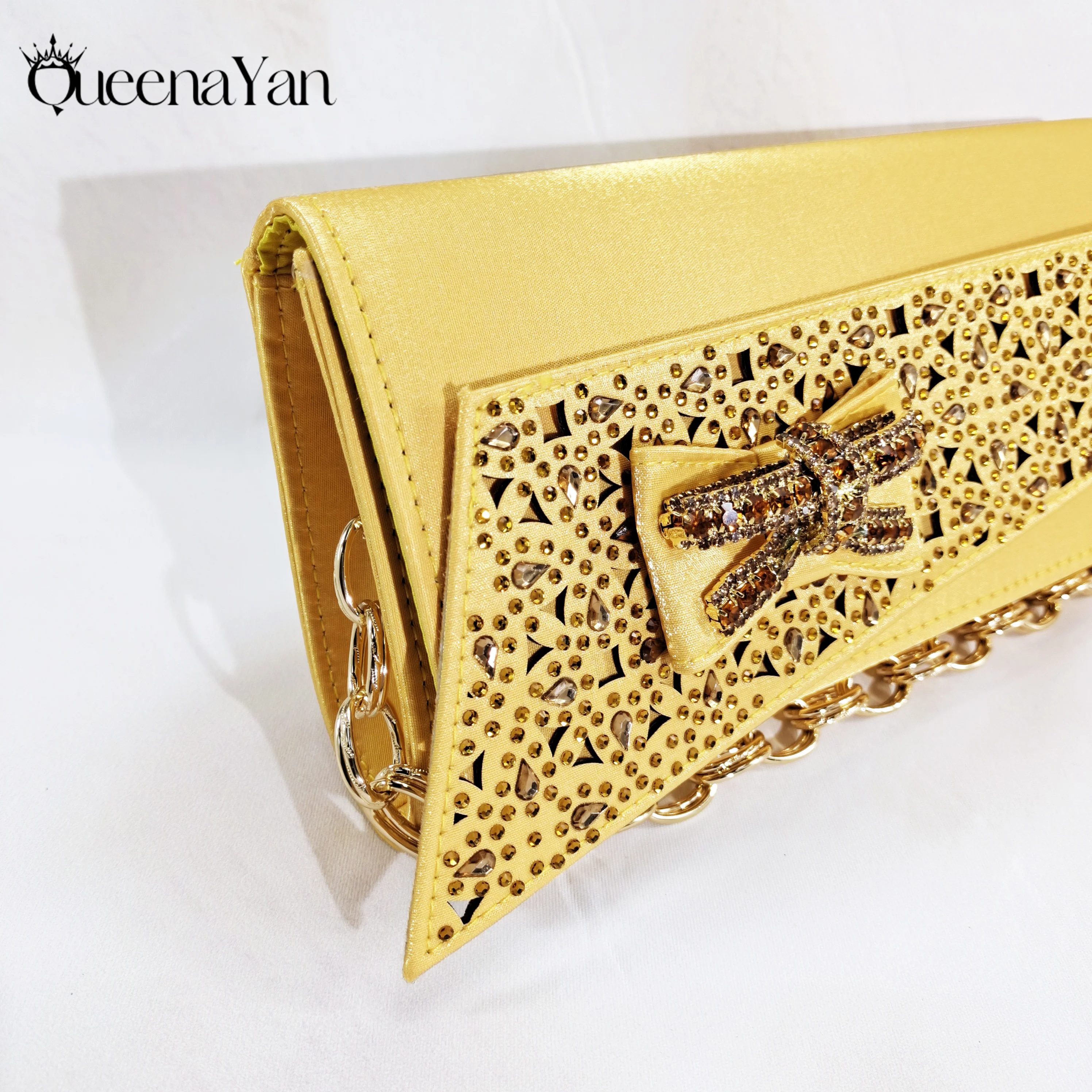 كوينا يان مخرمة بالتفصيل حفلة سعيدة منتج ممتاز تصميم زقزقة اصبع القدم الكعب العالي ومجموعة الحقائب مزينة بحجر الراين