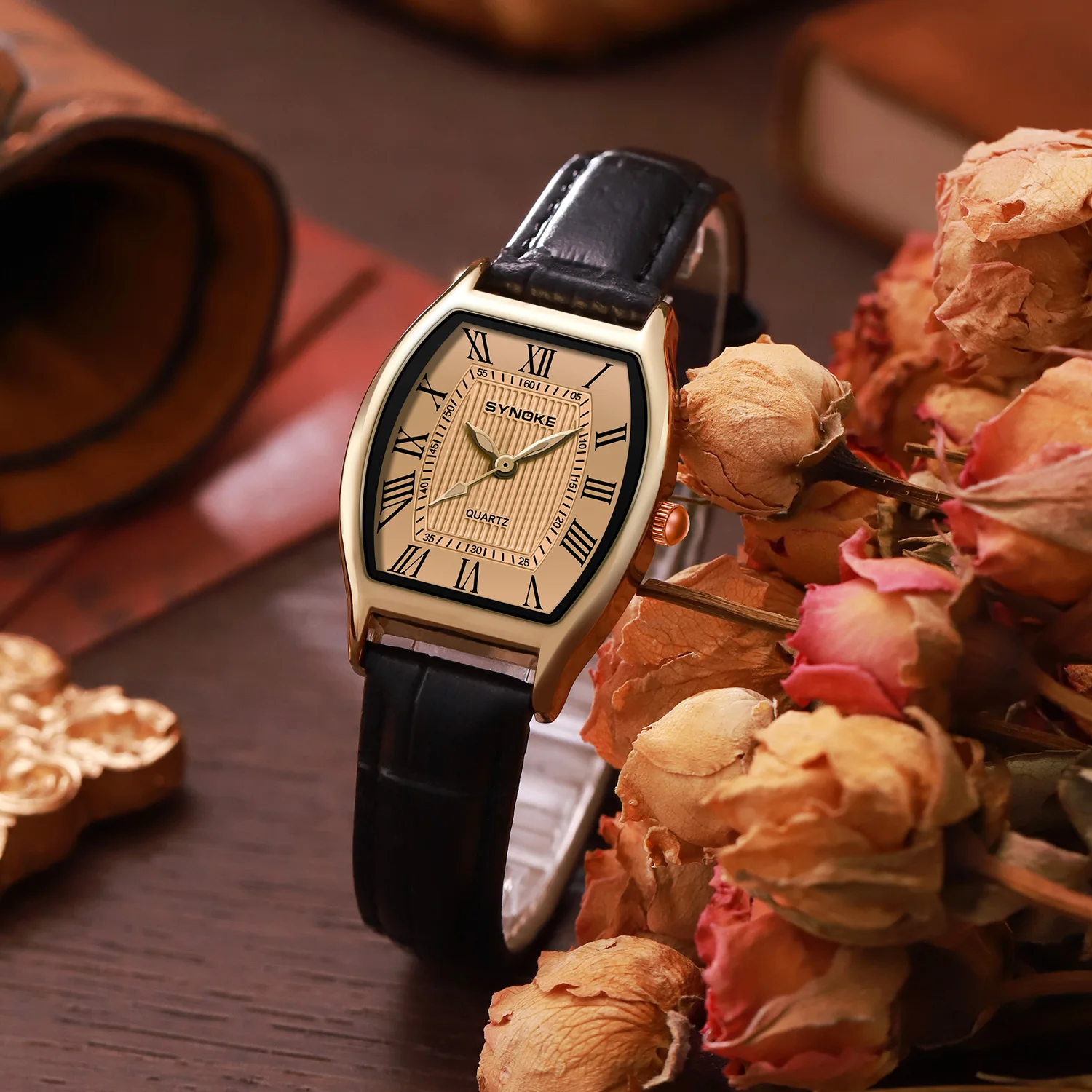 Wristwatches For Women Alloy Case High Quality Leather Strap Large Numerical Dial Waterproof Elegant Ladies Watch Gift