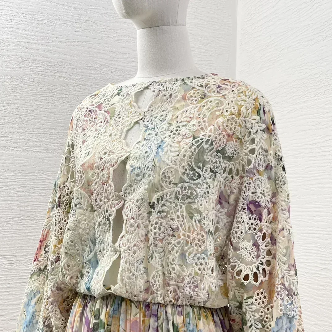 مجموعة جديدة عالية الجودة المرأة البيج الأزهار طباعة كم طويل الجوف خارج التطريز فستان ميدي