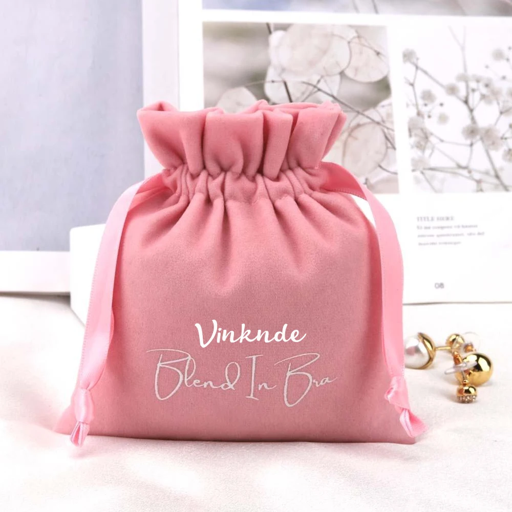 

Custom Logo Printed Pink Velvet Drawstring Jewelry Bags Earring Necklace Lipstick Storage Pouches Luxury Packing Flannel Bag