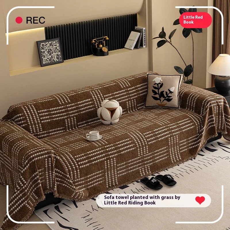 Chenille Sofa Cover Non-Slip Reversible Luxury Sofa Protector Anti-Scratch Pet-Friendly Couch Cover for All Seasons Fit Most Siz