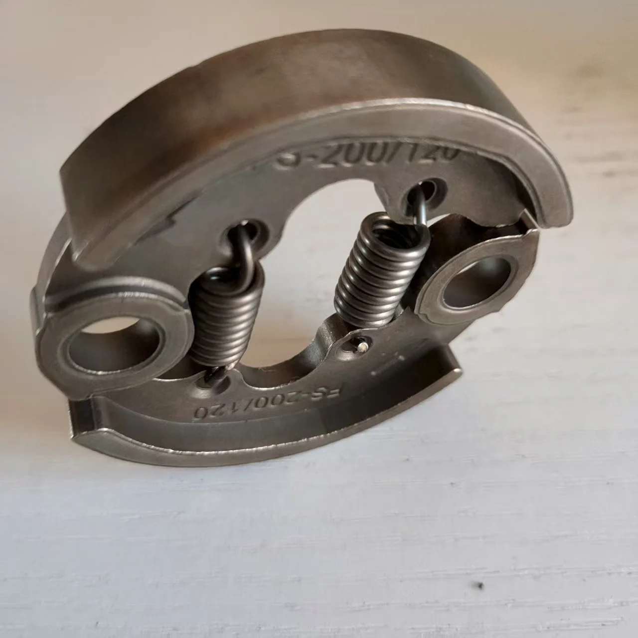 Clutch FOR STIHL FS3900 FR3900 FS235 FR235 FS240 FS240R FS260R FS260 FS310 FS311 FS360 FS361 FS410 FS411 FS460 4147-160-2000 OEM