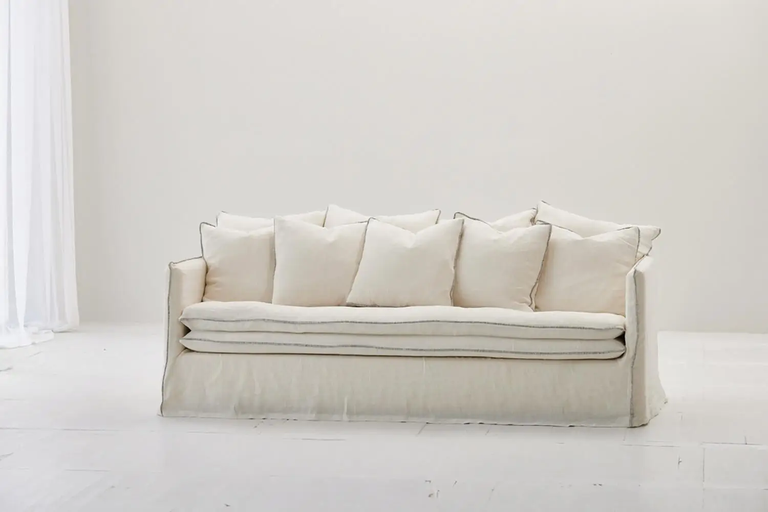 ！@French Style Modern Luxury Design Fabric Accent Sofa Customizable Modular Legs for Living Room & Bedrooms for Home Hotels/Vill
