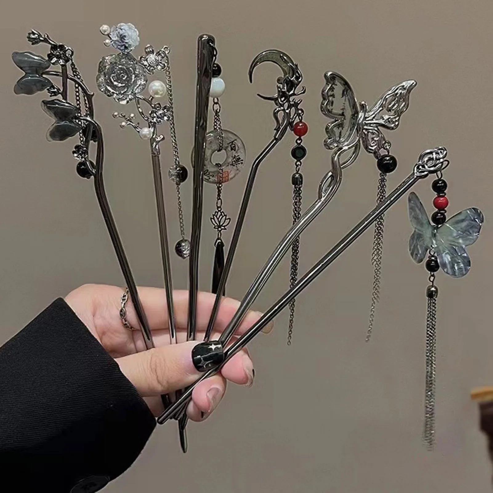 Neo chiński styl frędzle szpilka do włosów dla kobiet w stylu Vintage motylkowy wisiorek kwiatowy projekt metalowy kij do włosów eleganckie akcesoria do włosów 1 szt.