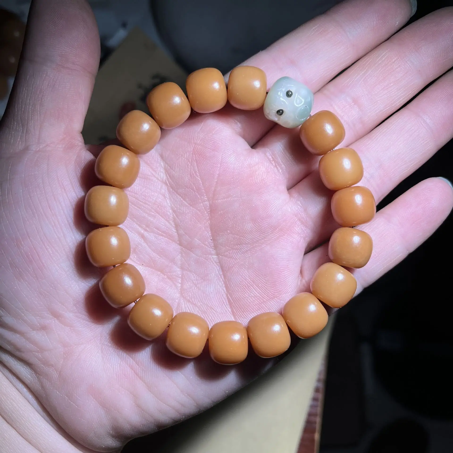 

Pure Natural Weathered Bodhi Root Old Barrel Bead Single Circle Handstring Buddha Bead Cute Gift Kawaii Girl Plate Play Bracelet