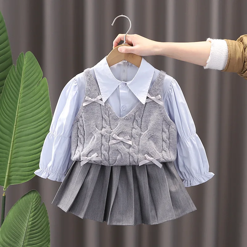 

2025 Autumn Kids Girls 3PCS Clothes Set Cotton Solid Baby Girls Blouse Pleated Skirt Outfit Retro Bow Grey Knitted Sweater Suits