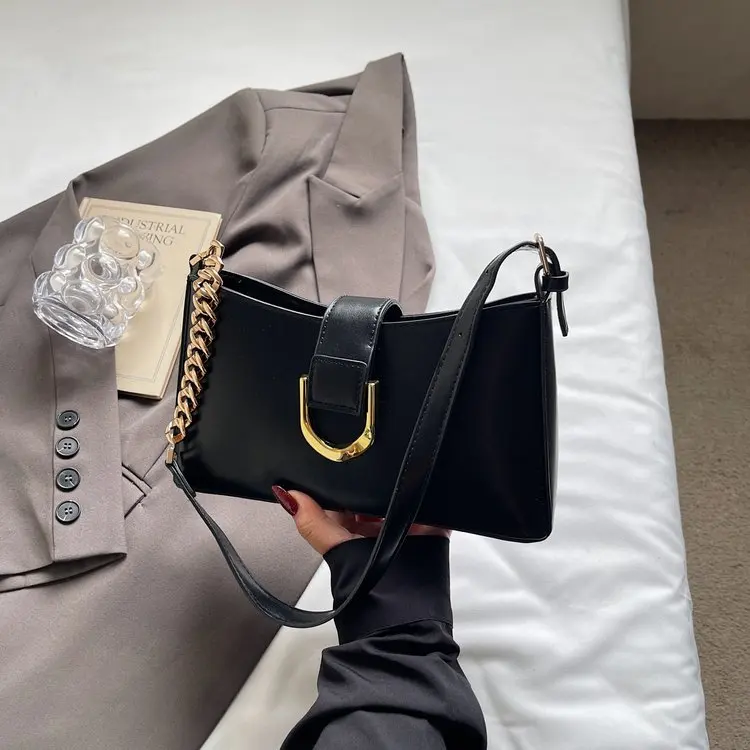 

Новая женская повседневная универсальная сумка через плечо 2026 года: простой нишевый дизайн, высококачественная модная персонализированная сумка-кроссбоди