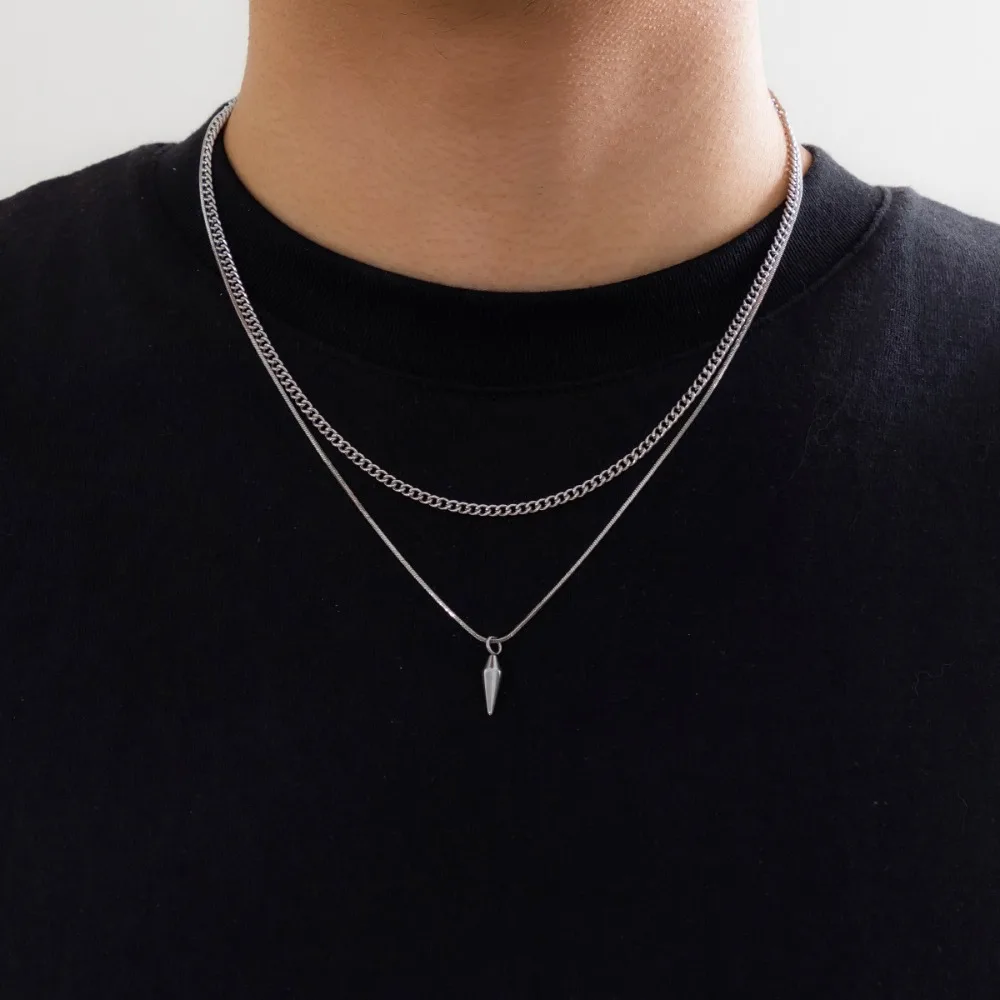 Hip-hop Fashion Double Layer Fold Wear Rivets Pendant Necklace Stainless Steel Clavicle Chain for Men Jewelry Accessories Gifts