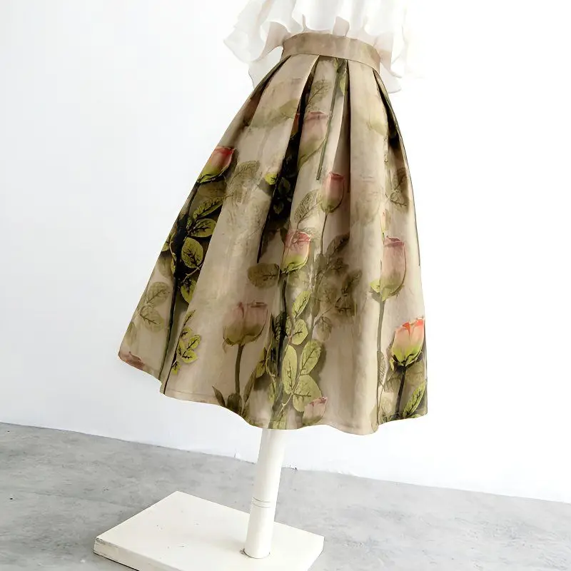 Pocket fluffy for women, versatile  high-end for spring and summer 2025, retro printed A-line  base umbrella skirt