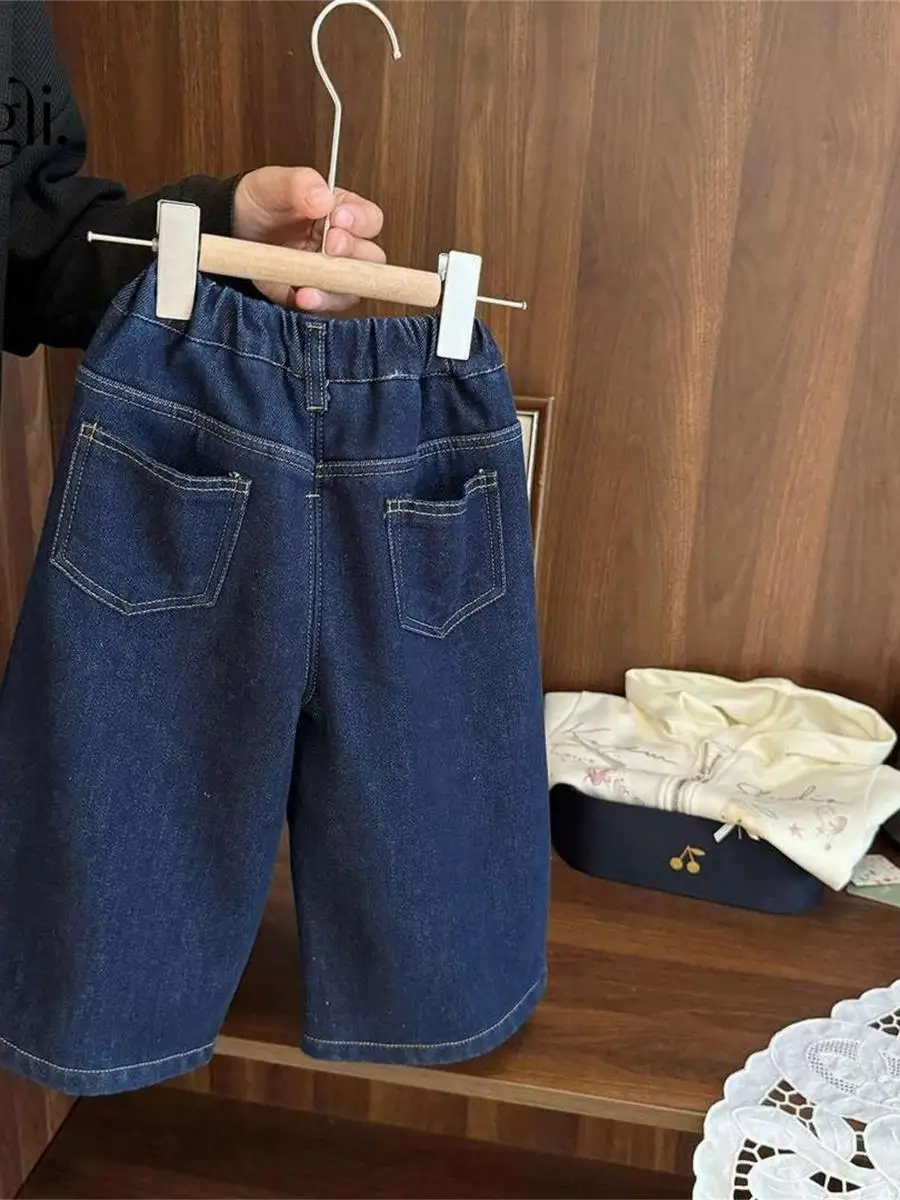 Calças de Veludo para Bebê Menina com Pernas Largas, Nova Versão Coreana de Outono/Inverno, Jeans Reto Bordado
