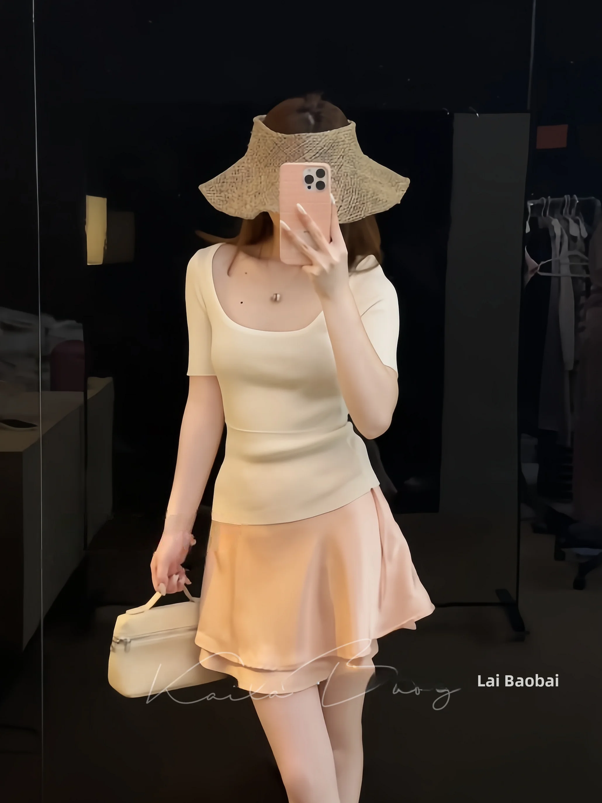 

Soft Pastel Pink Knitted Short Sleeve U-Neck Two-Piece Set Women's Fashion Spring Summer Gentle And Minimalist Korean Style
