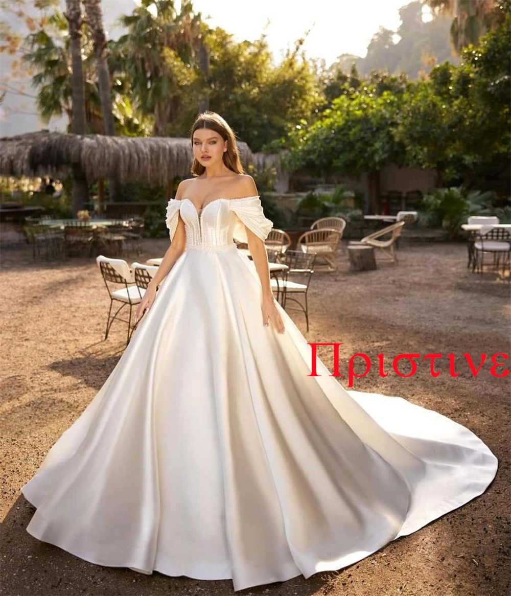 

Customized White Elegant Wedding Dress with Crystal Sweetheart A-Line Bridal Gowns Buttons Back Off the Shoulder Bridal Party