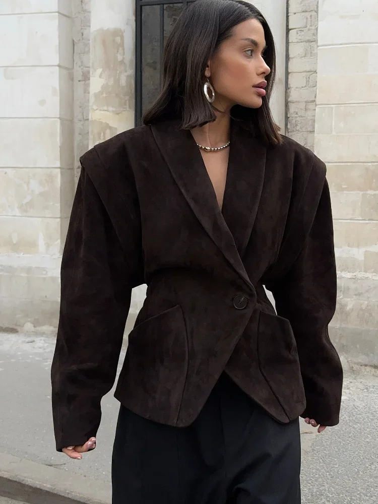 

Women Solid Single Breasted Suede Short Jacket Fashion Full Sleeve Buckle Lapel Slim Shoulder Pad Coat New Lady High Street Wear