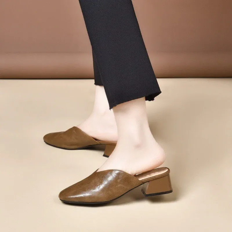 Women's Retro Square-Toe Chunky Heel Mules, Soft Leather Comfortable Slip-On Sandals, Suitable for Daily and Office Wear view 4