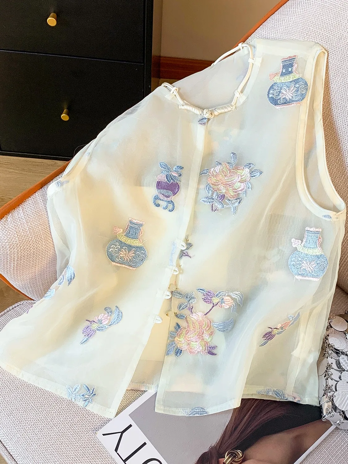 New Chinese Style Embroidered European Tulle Vest Women's Summer Thin Improved Tang Costume Outerwear Shoulder Pad Top