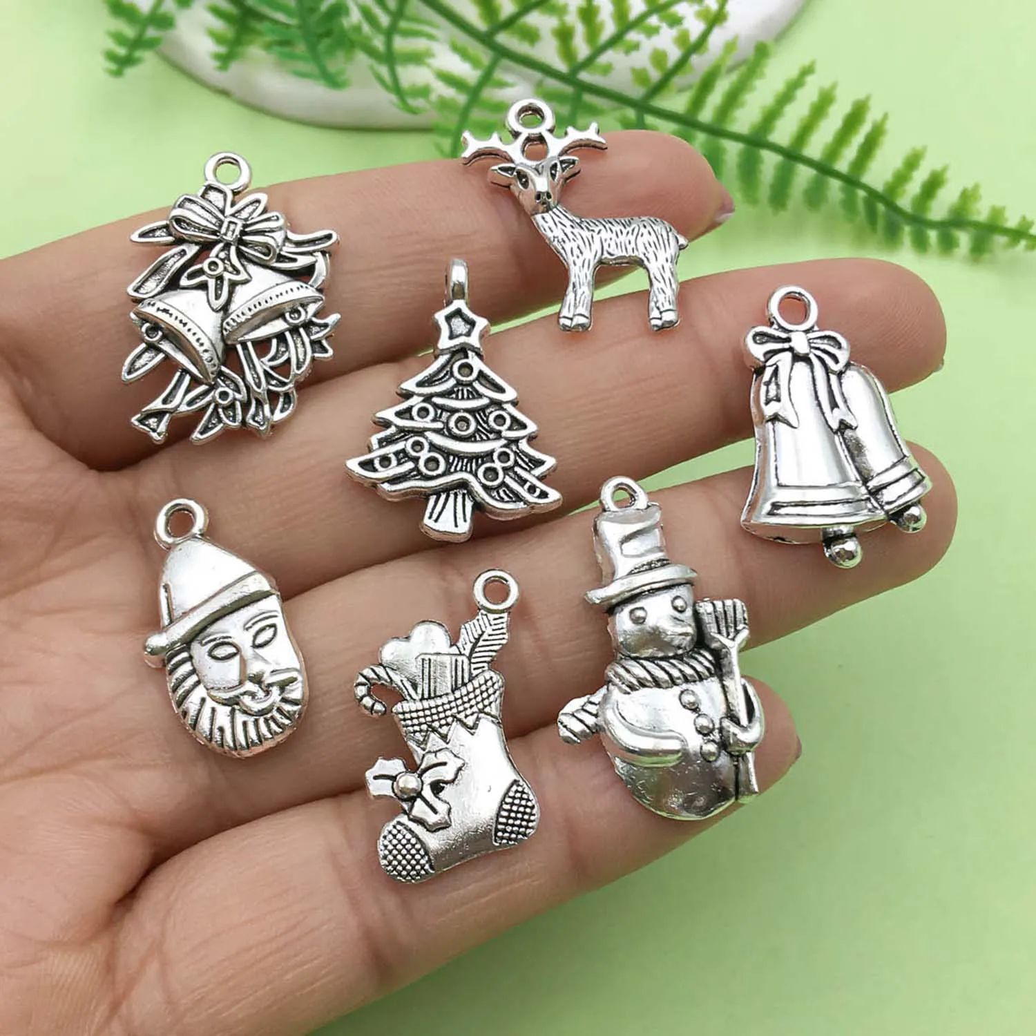 20/43pcs Christmas Decoration Charms Alloy Santa Claus, Snowflake, Gift Design Pendants for DIY Jewelry Making Accessories