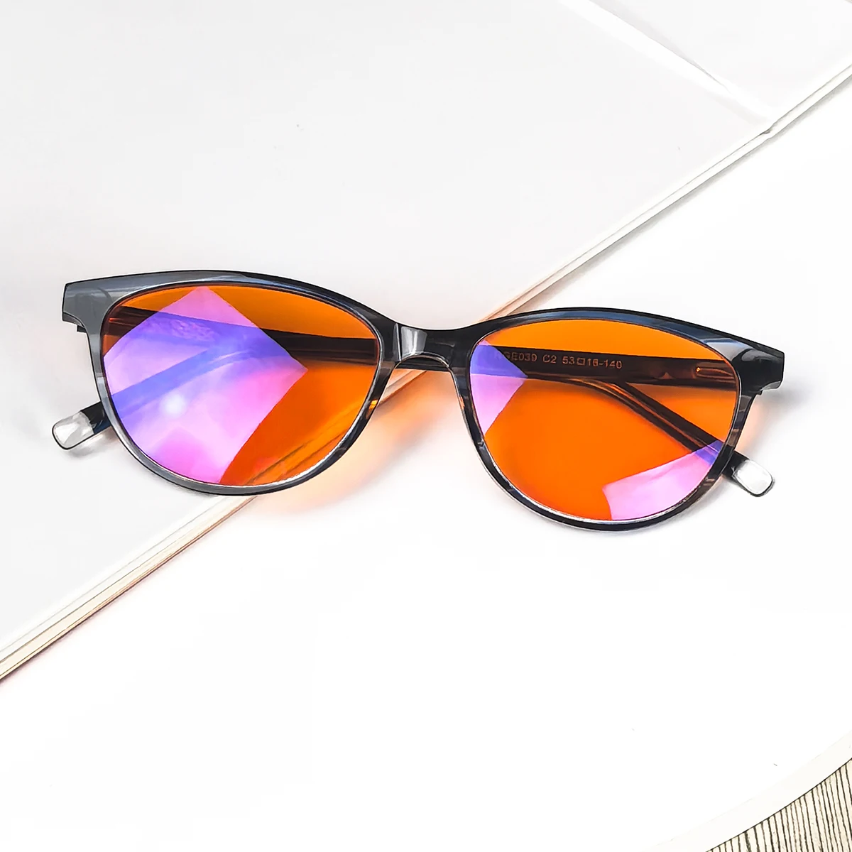 Cat Eye acetate แว่นตาผู้หญิงแสงสีฟ้าเลนส์สีส้มแว่นตาเลนส์สีแดงสำหรับ gmaing หรือนอนหลับดีกว่าตัดแสงสีฟ้า
