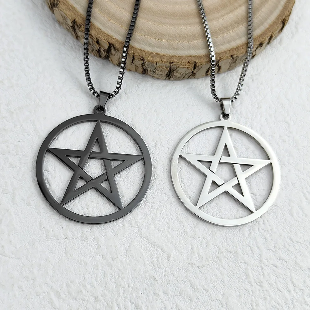 Round five-pointed star hollow stainless steel gold-plated women's necklace, silver box chain necklace, black jewelry