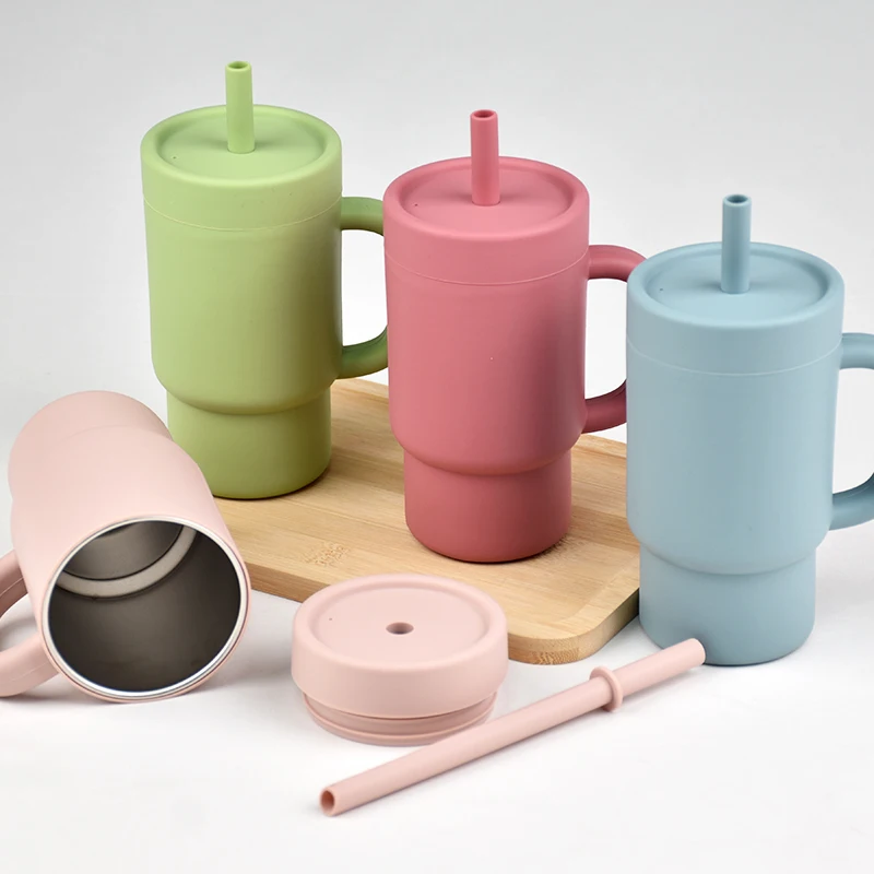 

Leak-Proof Stainless Steel Straw Cup With Lid 8.45OZ Portable Children Water Bottle for Hot/Cold Drinks Easy to Grip With Handle