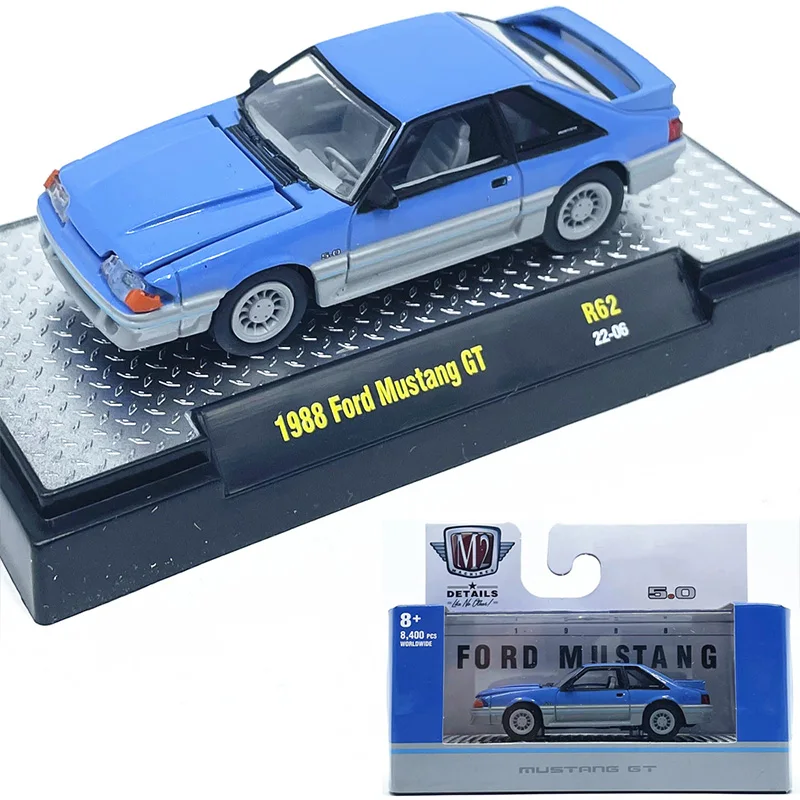 

1:64M2 Car Model 1988 Mustang GT Sports Car Simulation Alloy Car Model Collection Ornament New with Packaging