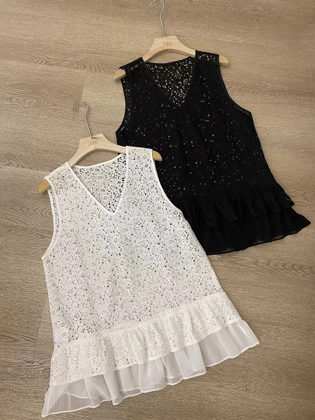 Casual Style Hollow out Lace Vest plus Size Korean Style Bell Sleeve Patchwork Sleeveless Top Hollow out Leisure Lace Vest
