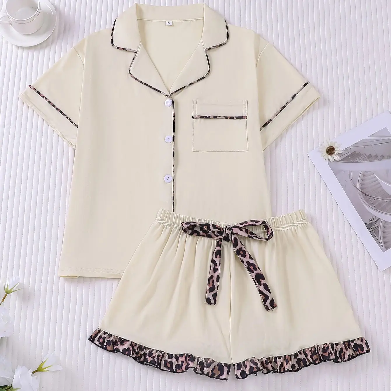 

Beige Leopard Print Trim Pajama Set – Women's Notch Collar Short Sleeve Sleepwear, Y2K Ruffle Loungewear